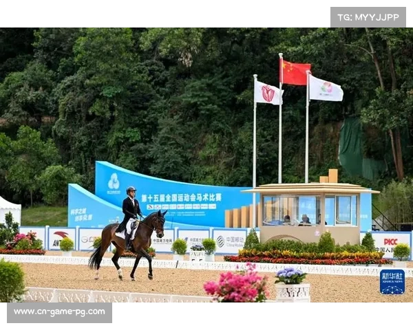 马术盛装舞步个人赛，香港选手夺冠